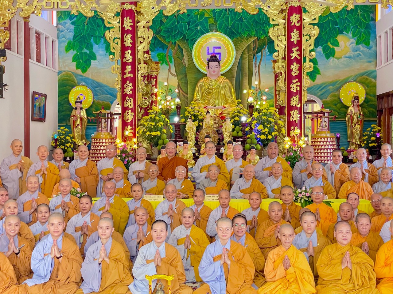 Phân ban Ni giới Trung ương thăm trường hạ Ni tỉnh Bình Định